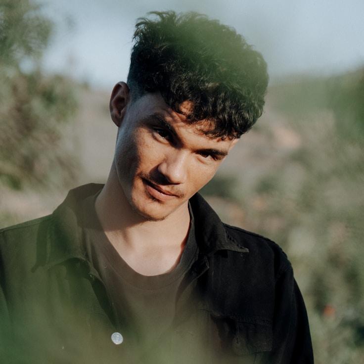 Portrait of Lina Kapoor meditation instructor